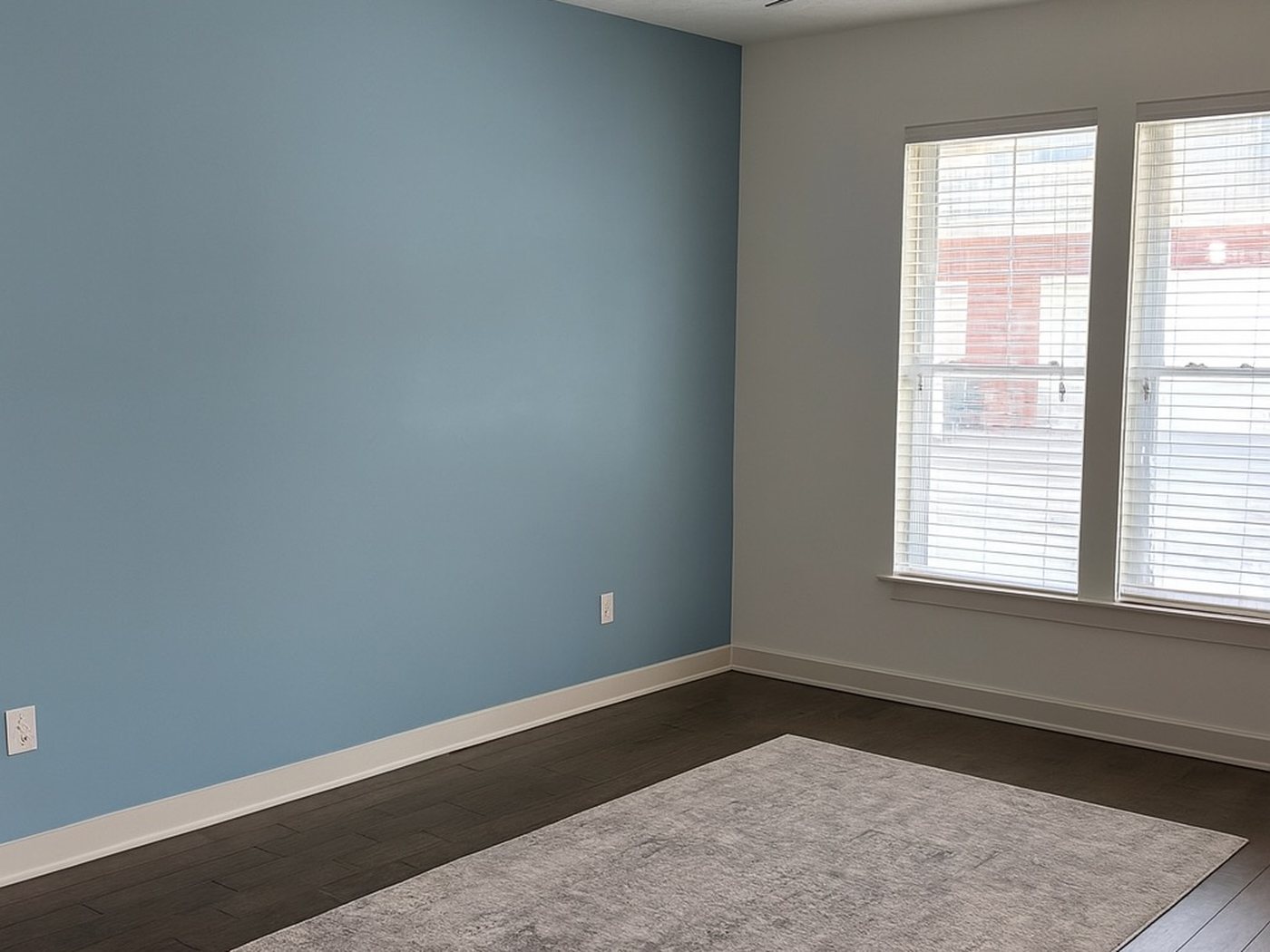 Family room before the Nelson Home & Company transformation